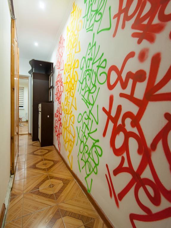 Like Hostel Cernăuți Exterior foto